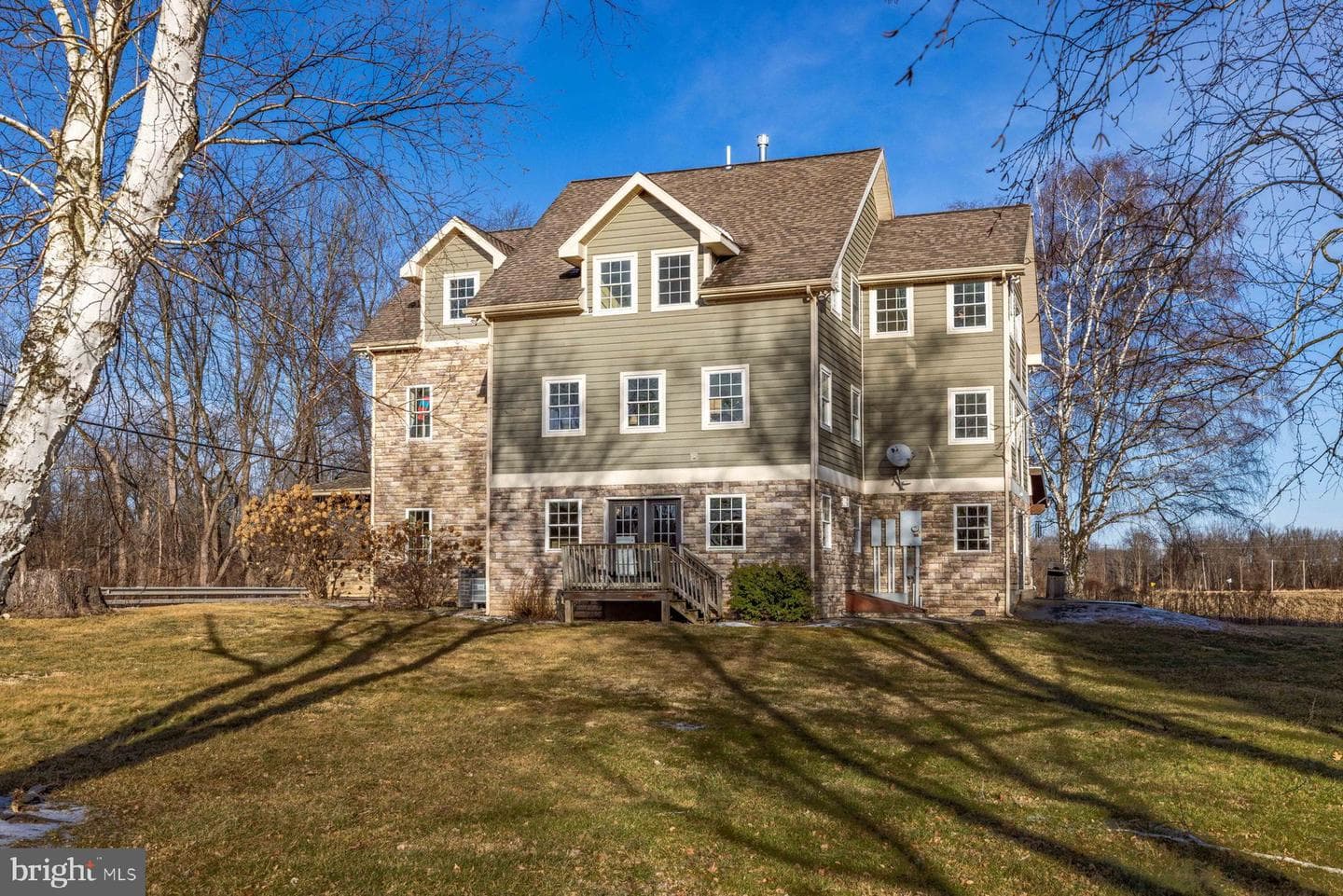 688 Sylvan Dell Rd photo 14