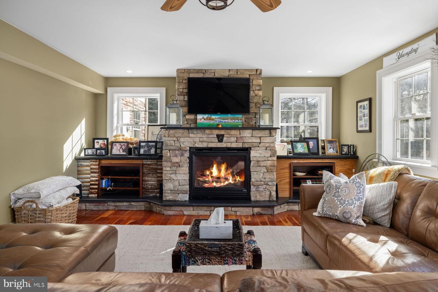 688 Sylvan Dell Rd photo 29