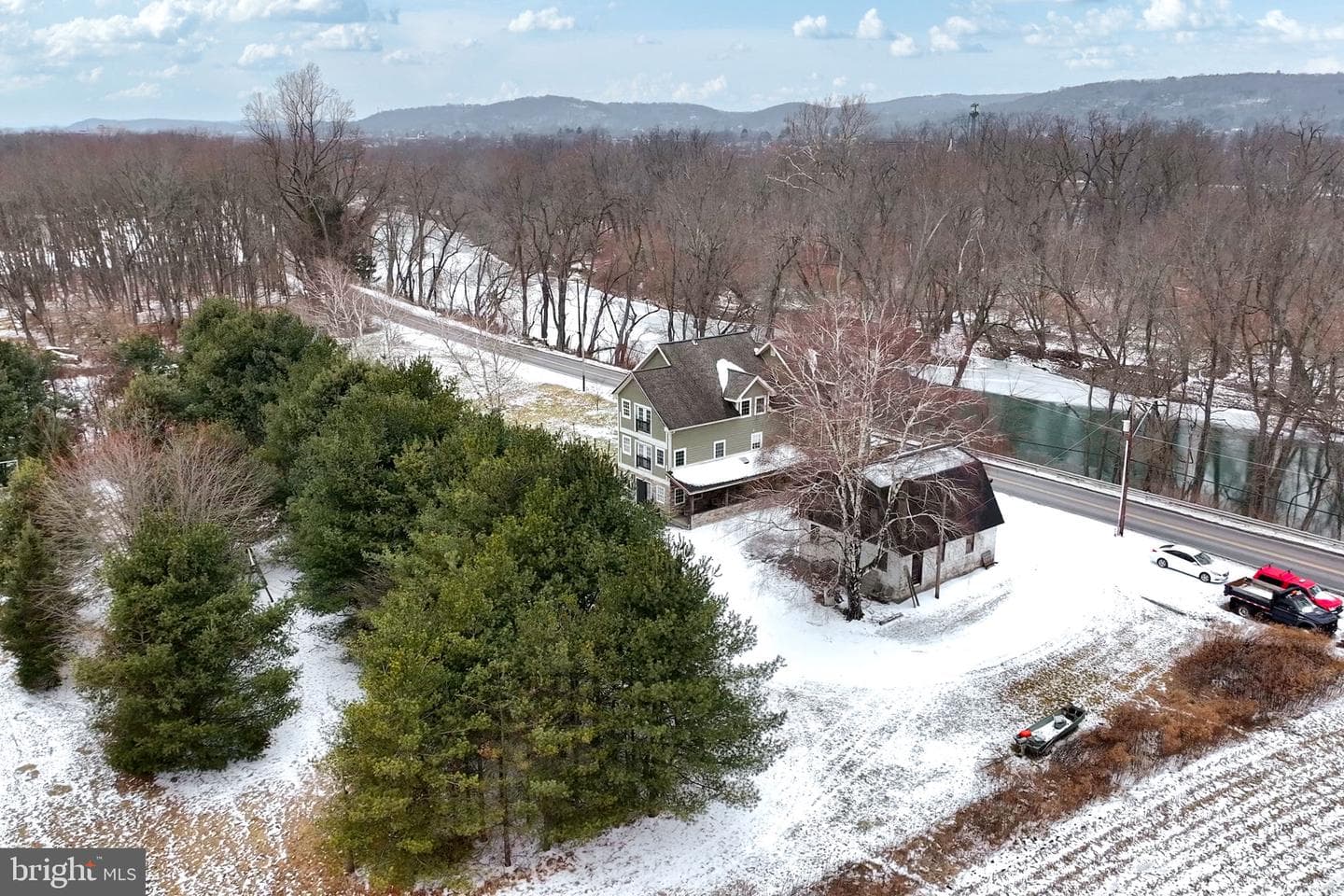 688 Sylvan Dell Rd photo 65