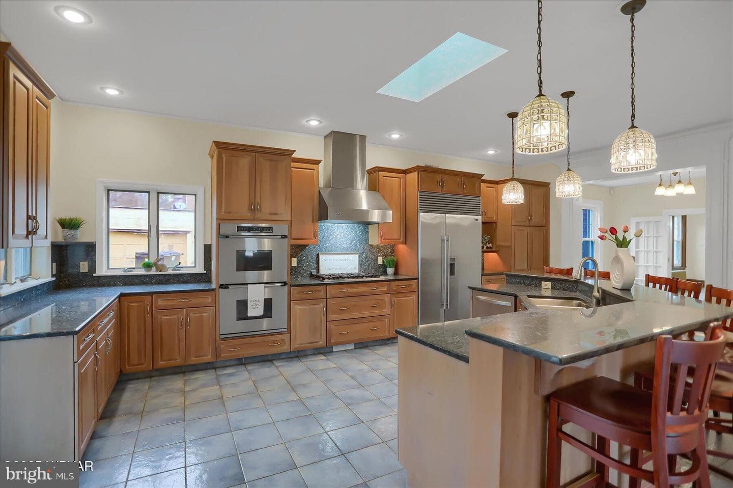 1009 Woodmont Ave photo 10