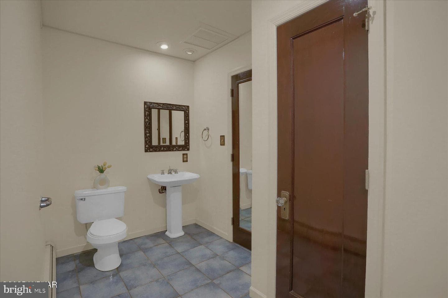 1009 Woodmont Ave photo 19