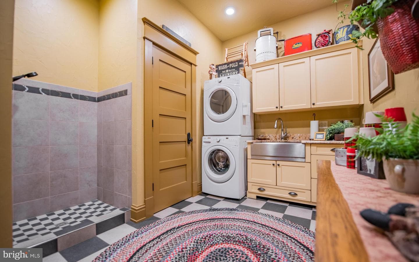 81 Marshall Court photo 43