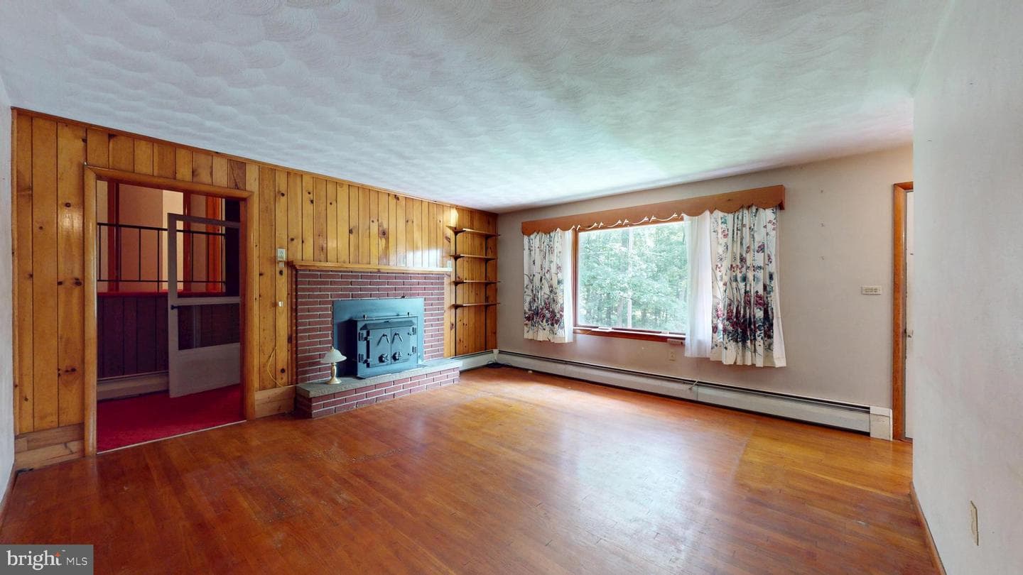 1967 Pleasant Valley Road photo 21