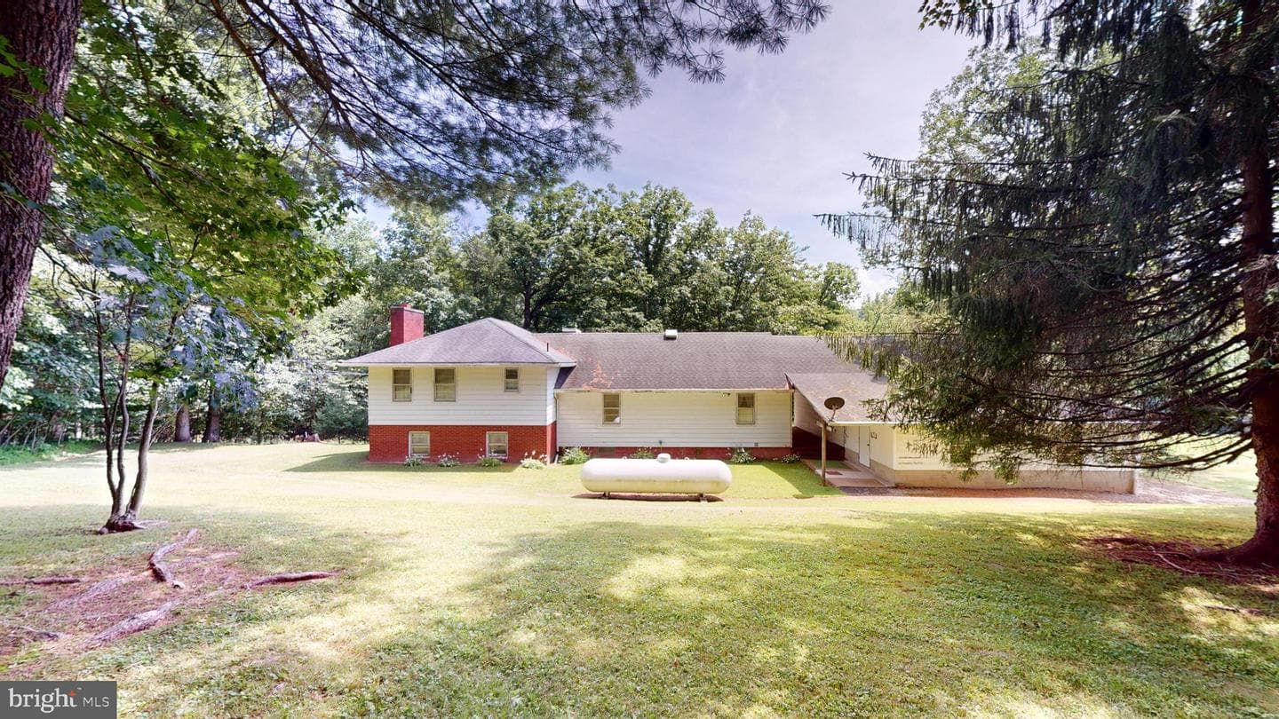 1967 Pleasant Valley Road photo 4