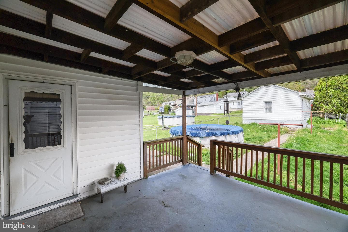2712 Grand Street photo 26