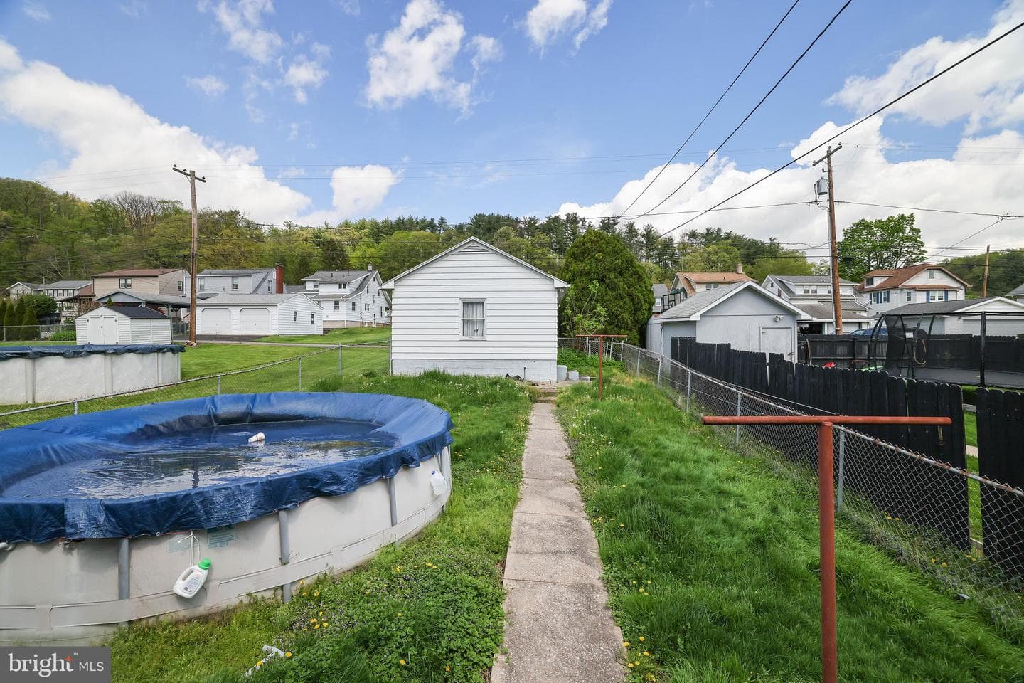 2712 Grand Street photo 27