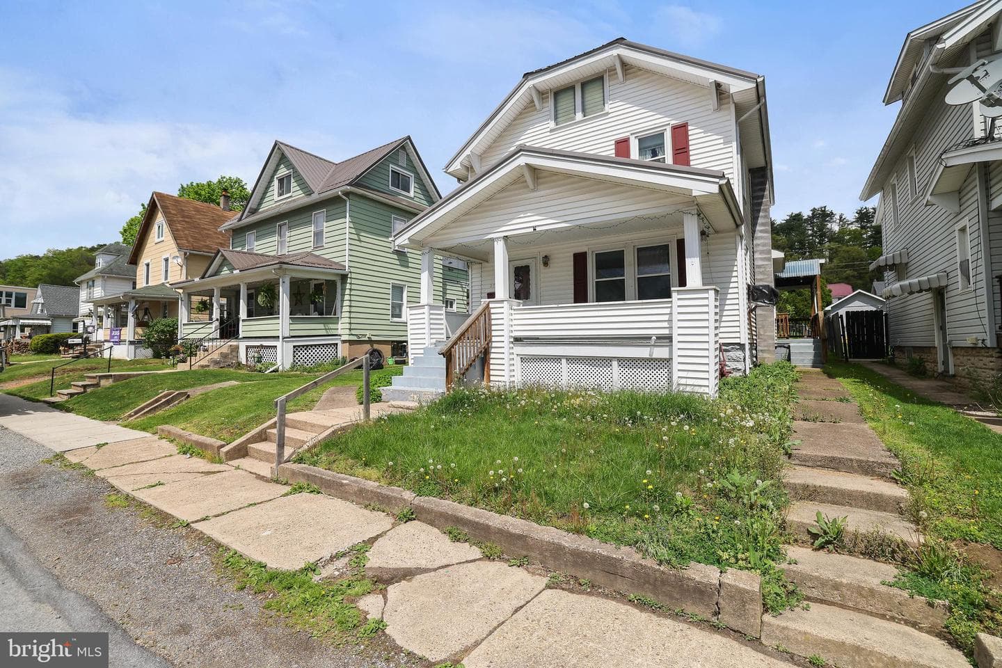 2712 Grand Street photo 30