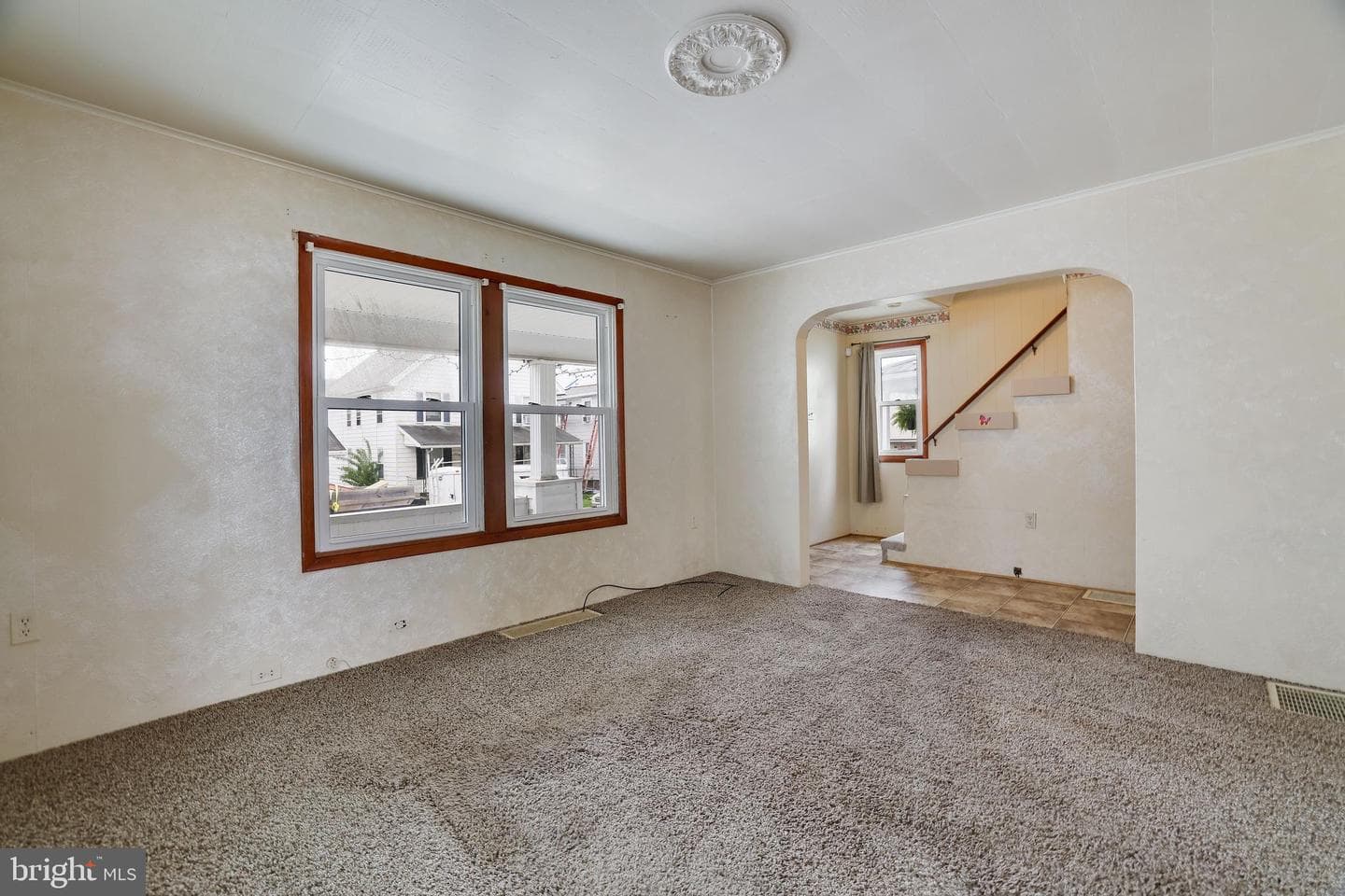 2712 Grand Street photo 6