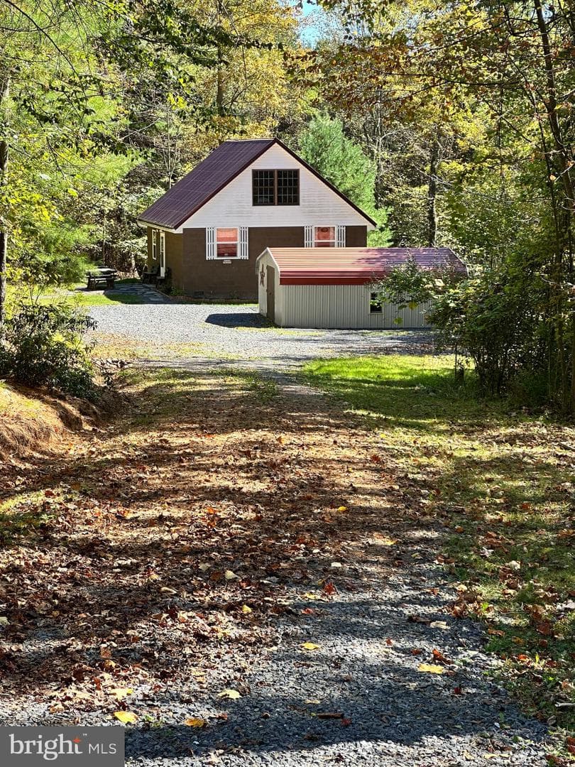 455 Batys Mountain Lane photo 1