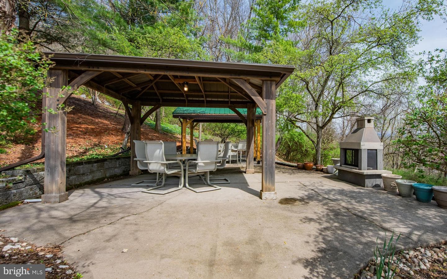 3023 Mountain Crescent photo 65