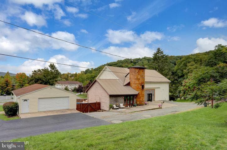 2106 Northway Road, Williamsport