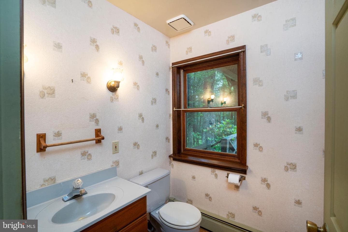 1040 Radio Club Road photo 26