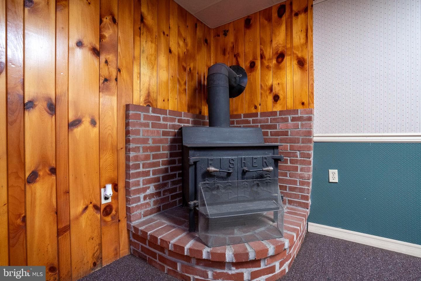 1040 Radio Club Road photo 48