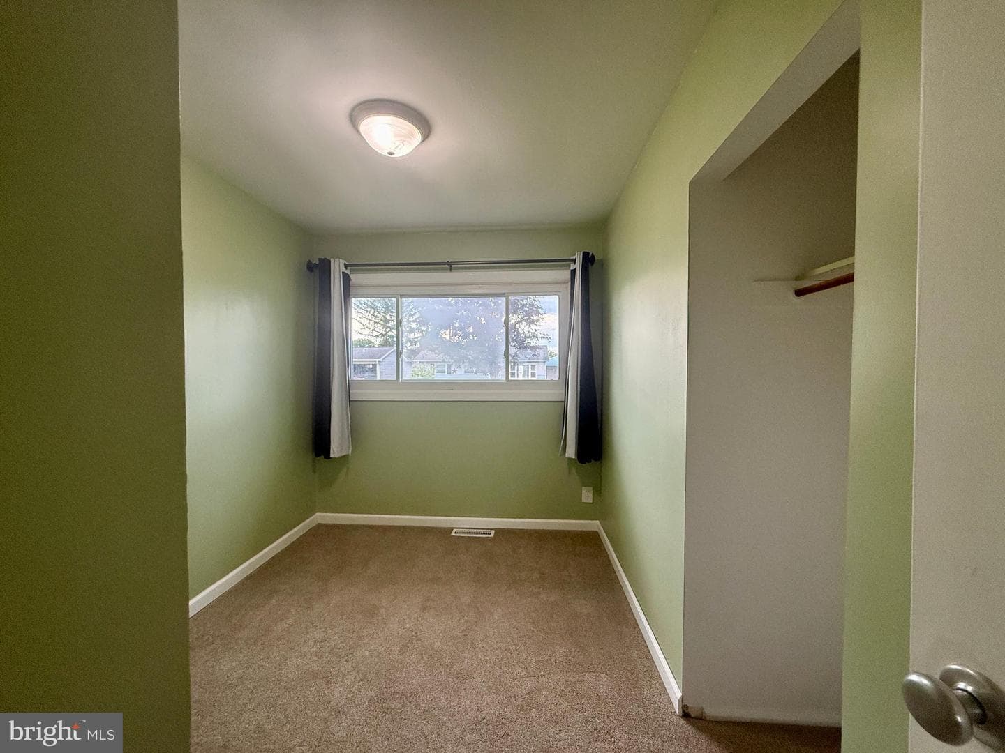 1434 Country Club Lane photo 18