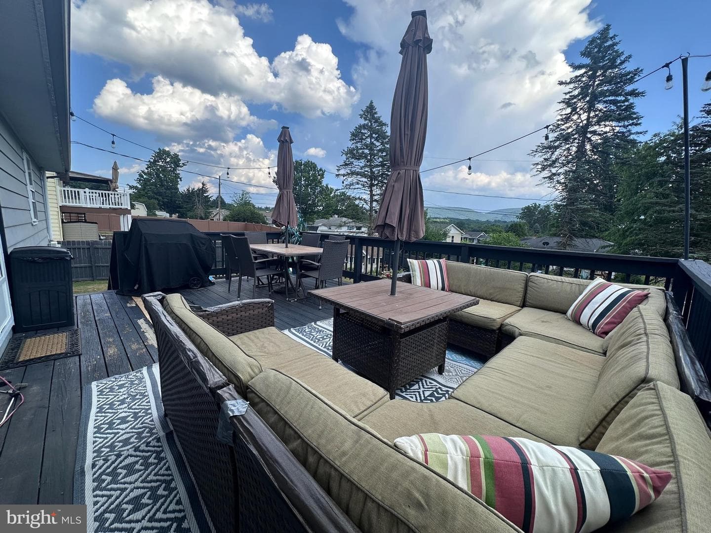 2424 N Hills Dr photo 9