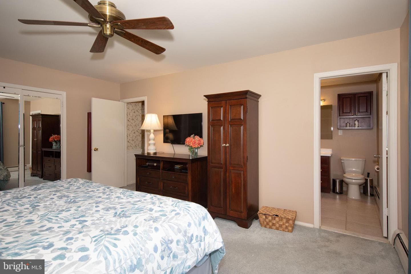 1025 Larch Circle photo 24