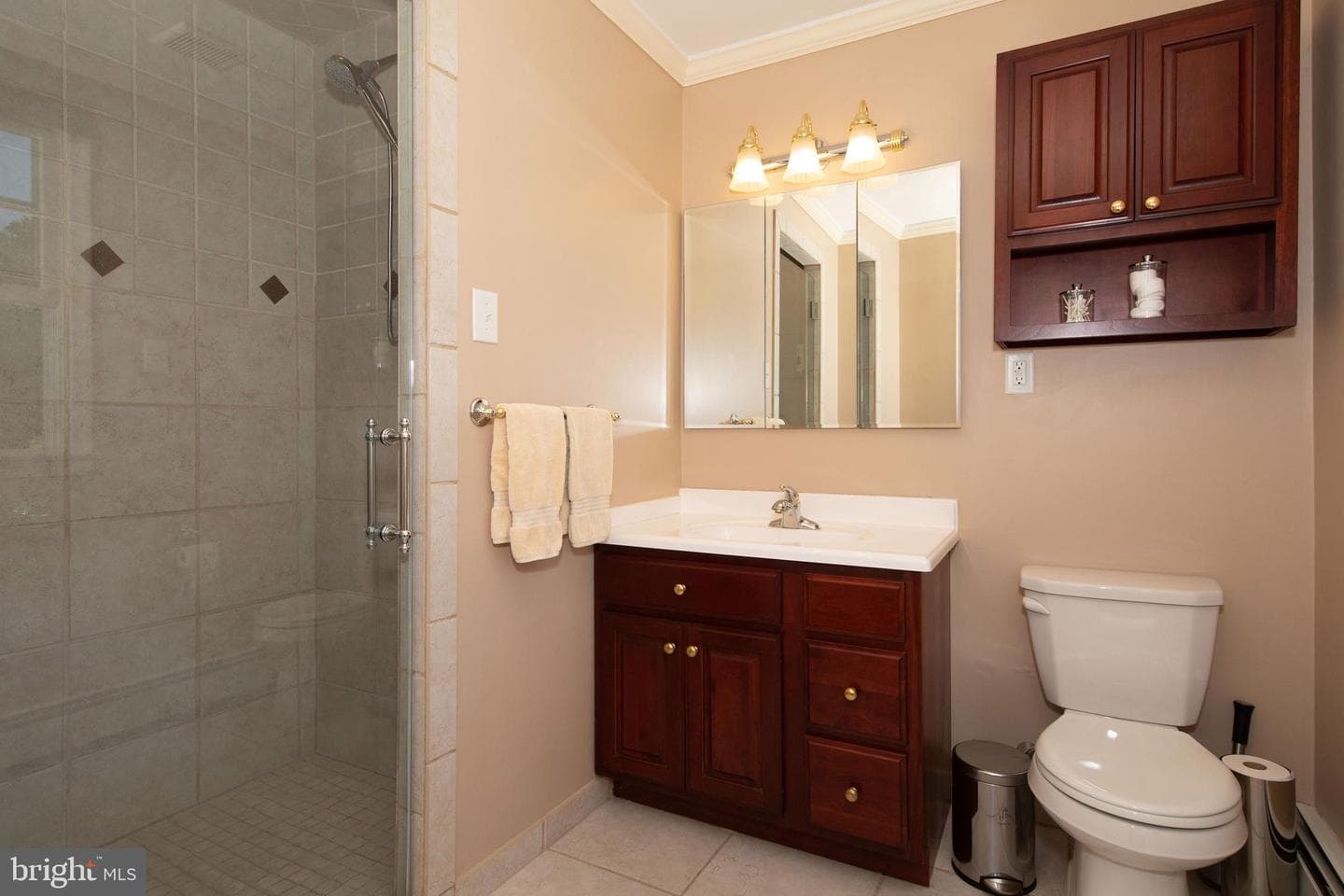 1025 Larch Circle photo 25