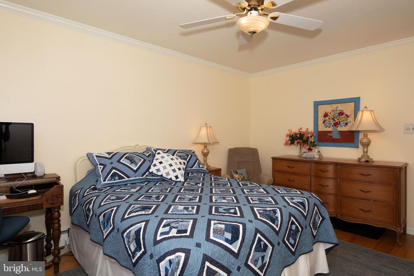 1025 Larch Circle photo 27