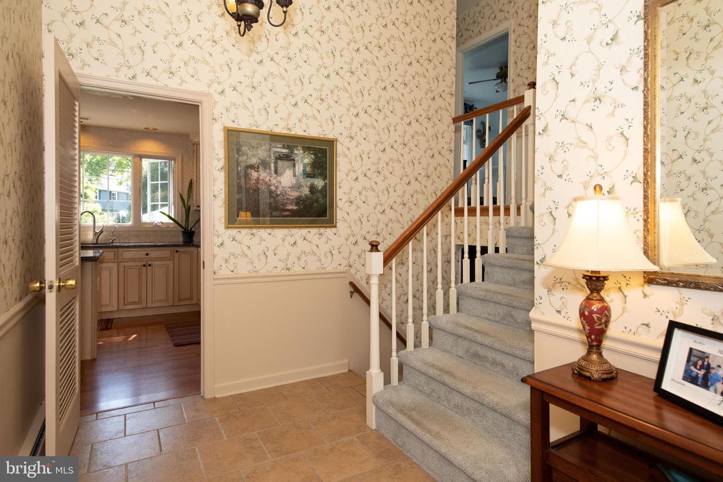 1025 Larch Circle photo 7