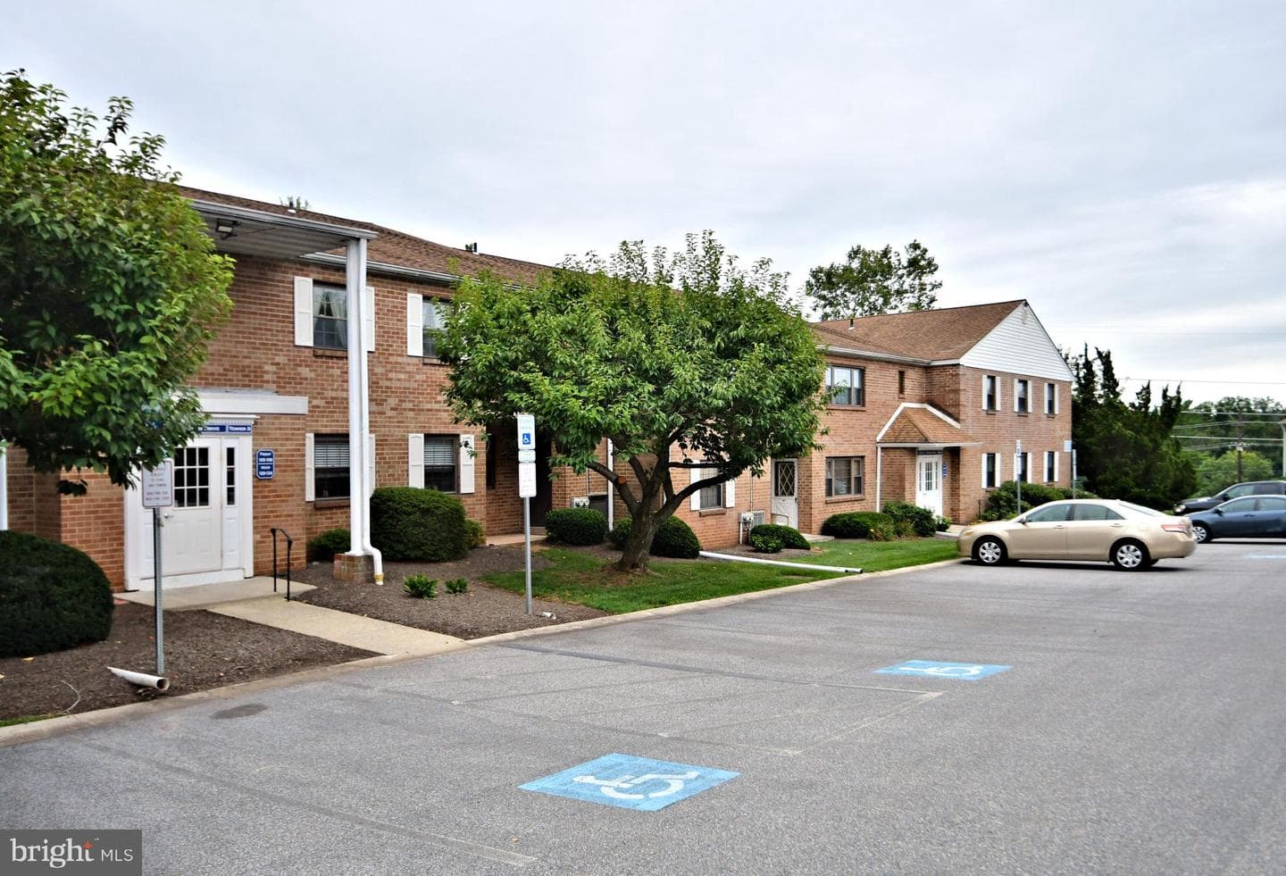 108 Woodstream Drive #condo 108