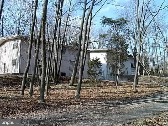 1001 Swinehart Road photo 19