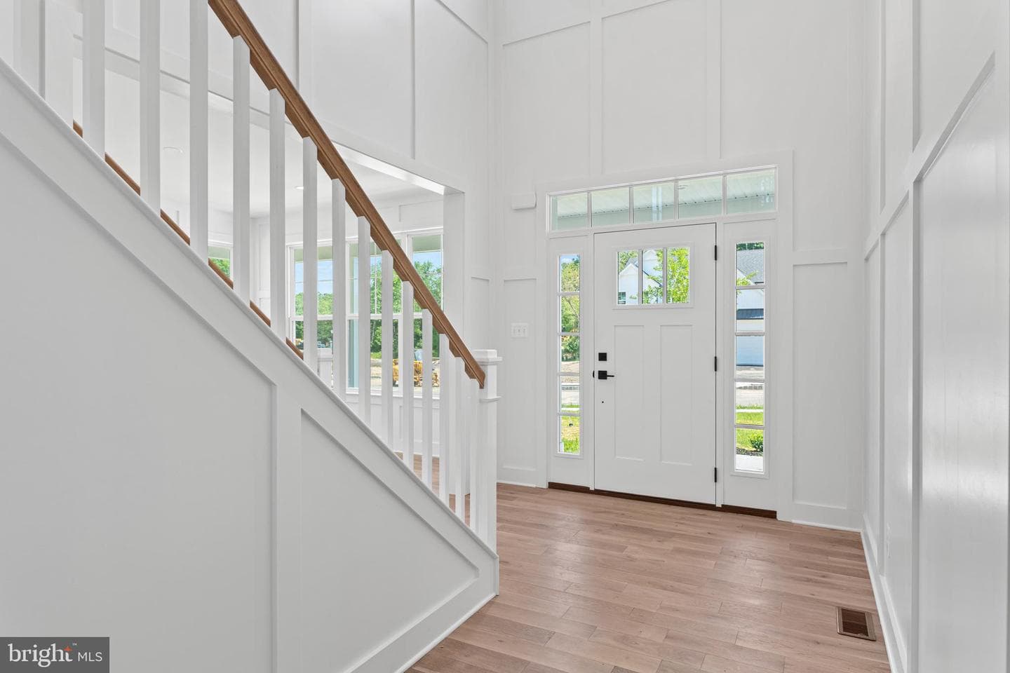 106 Andries Circle photo 4