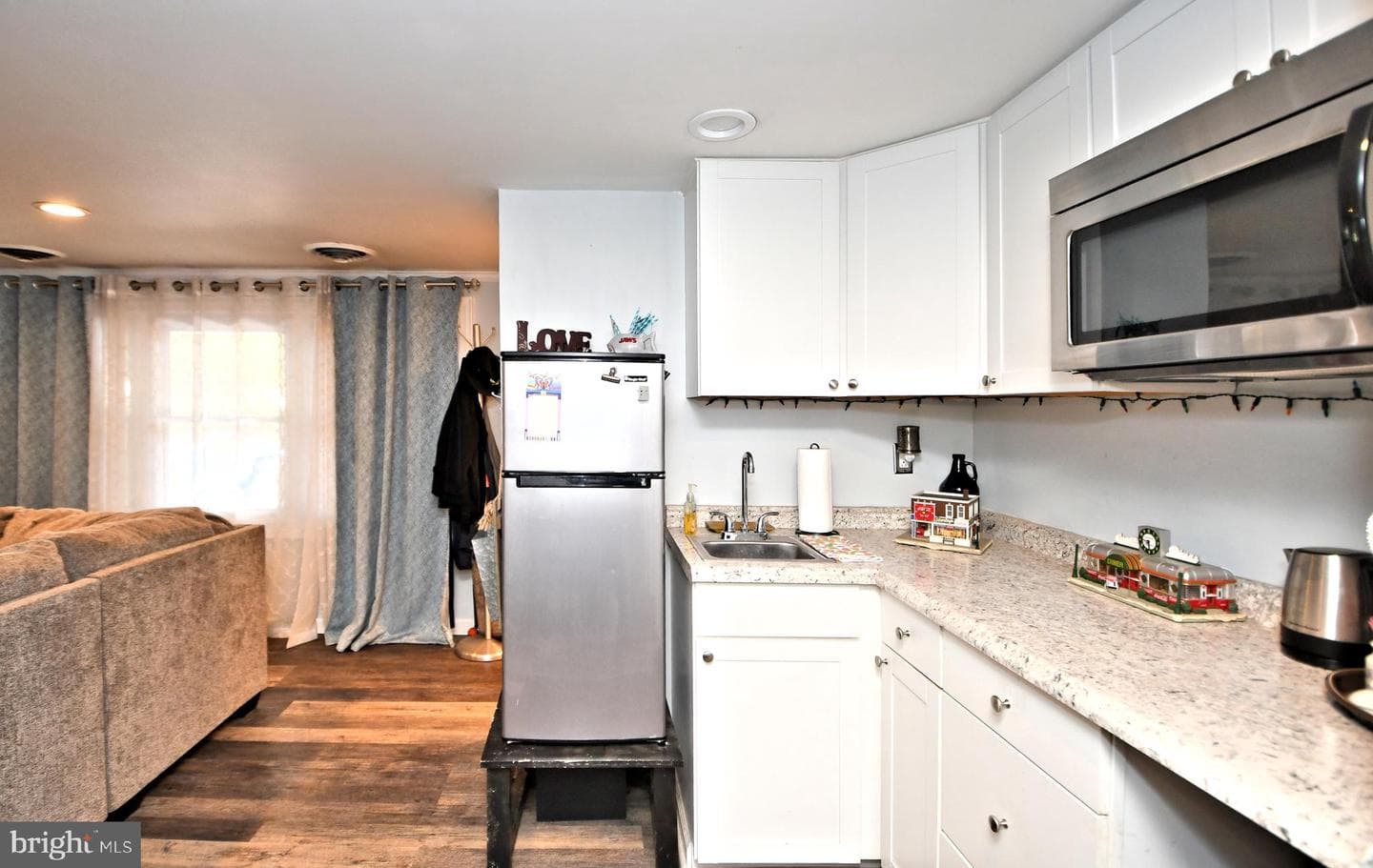 718 Inverness Drive photo 23