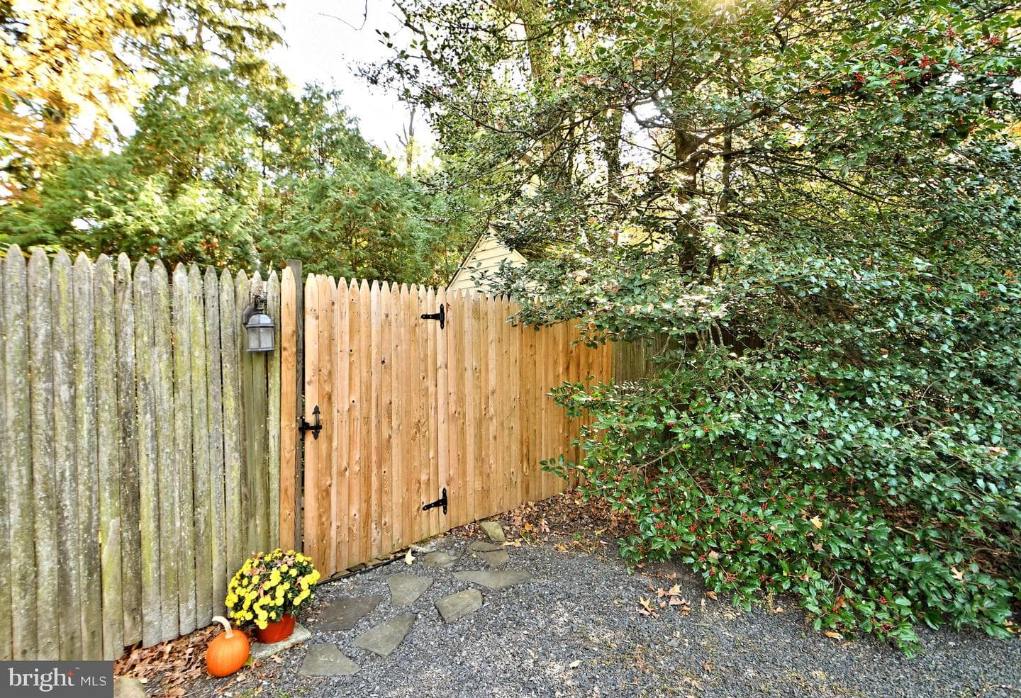 416 Norristown Road photo 3