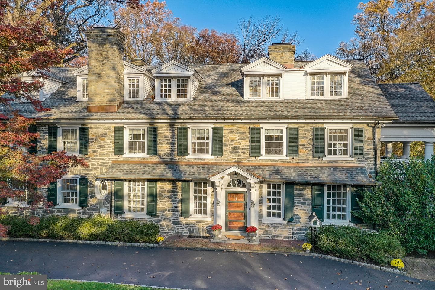225 Glenn Road photo 1
