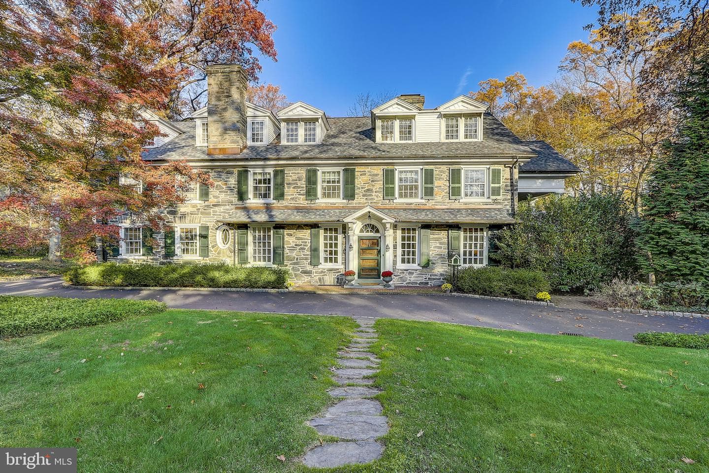 225 Glenn Road photo 3
