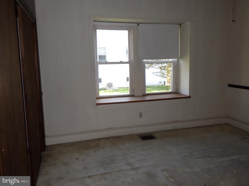 320 Francis Avenue photo 17