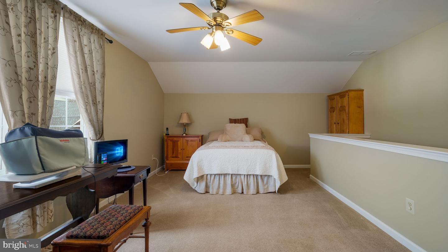 1505 Tarrington Way photo 18