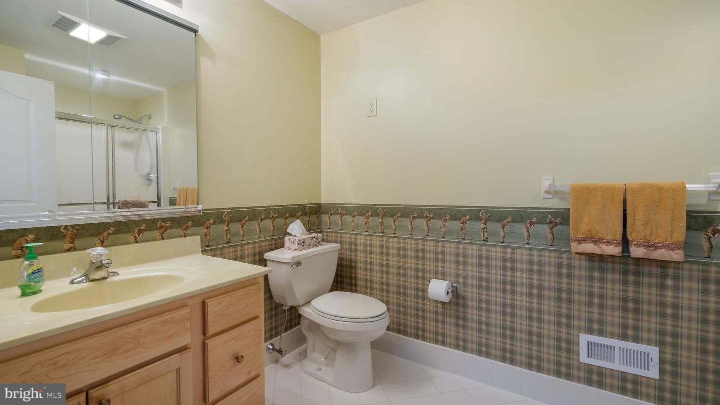 1505 Tarrington Way photo 23