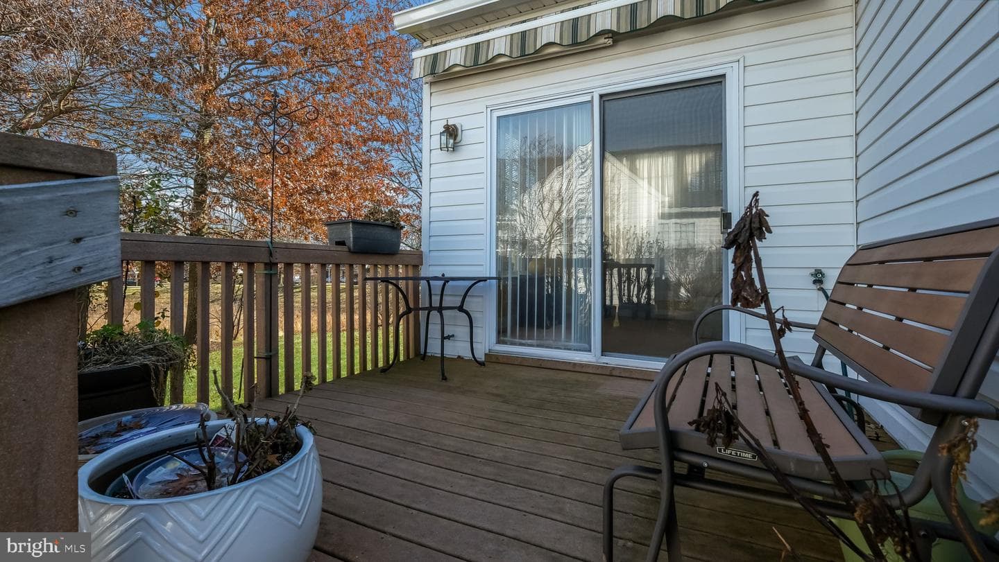 1505 Tarrington Way photo 25