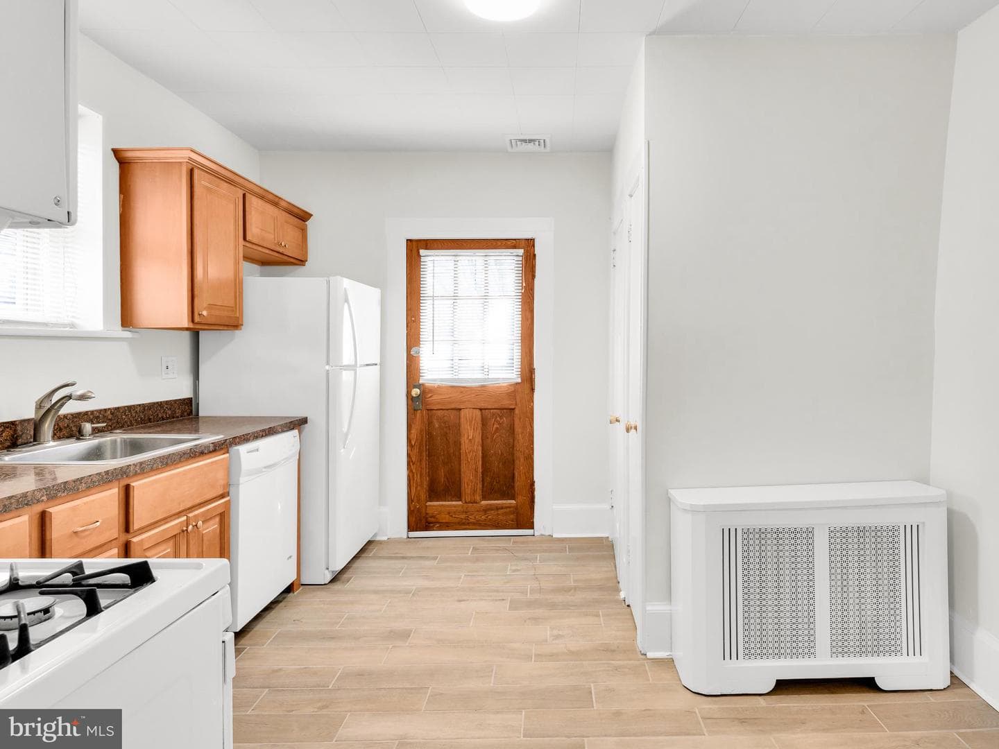 368 Fairview Avenue photo 10