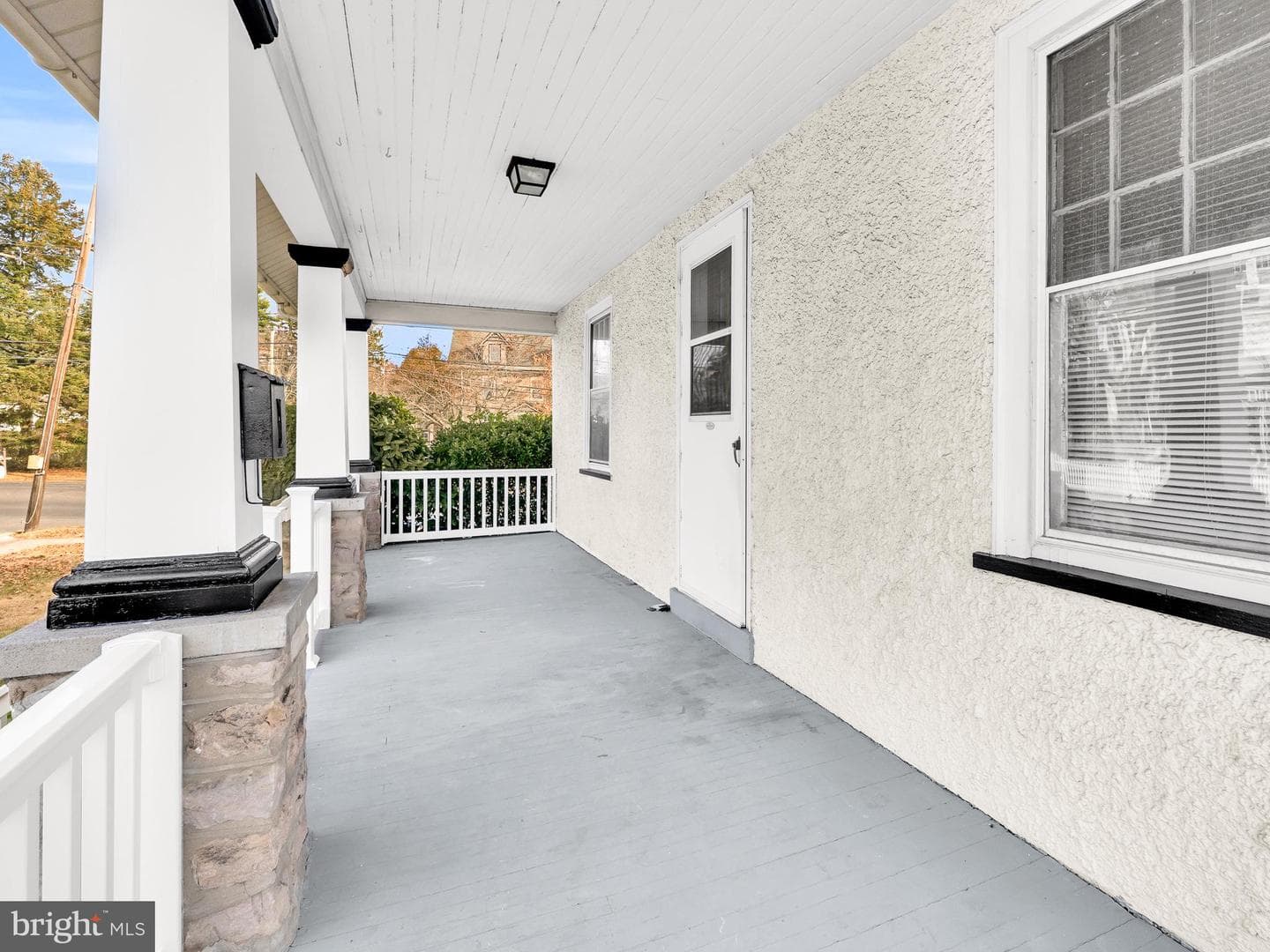 368 Fairview Avenue photo 2