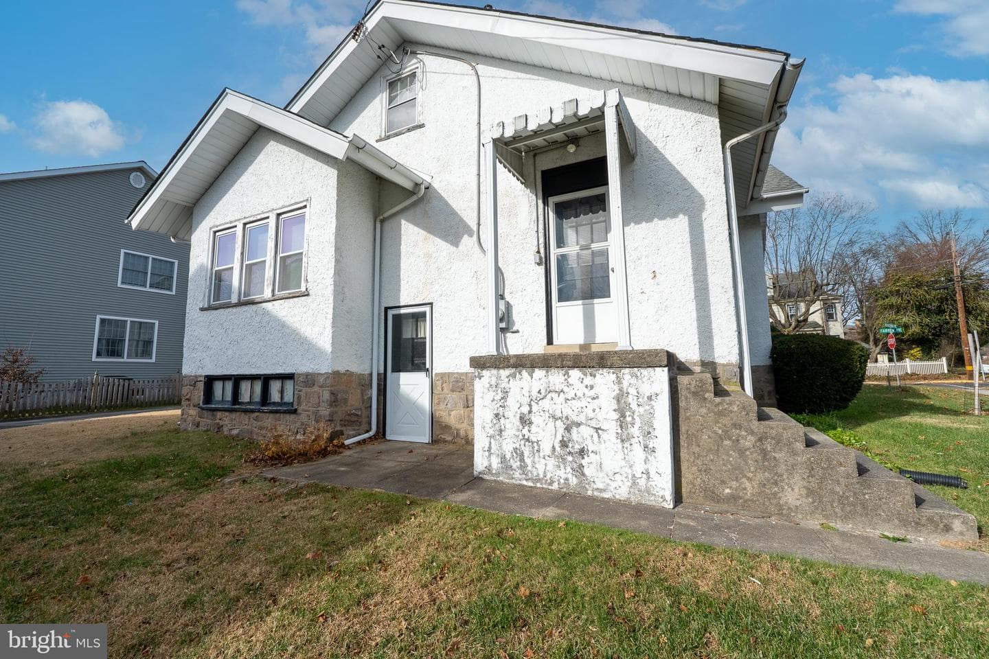 368 Fairview Avenue photo 28