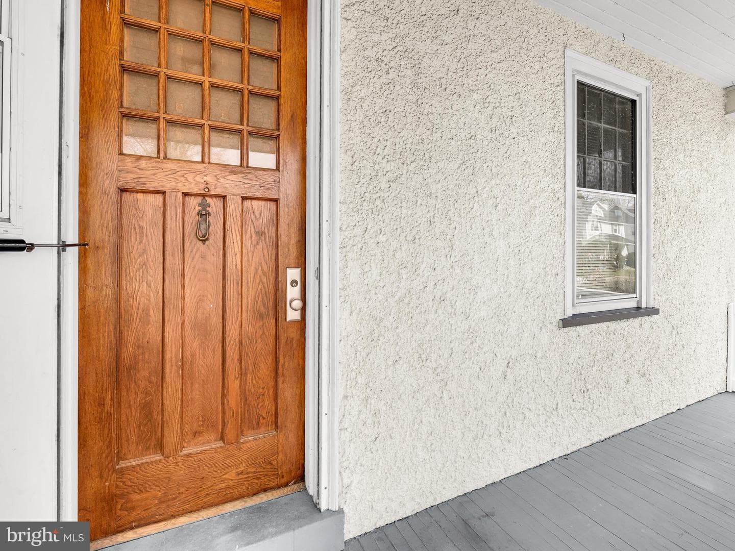 368 Fairview Avenue photo 3