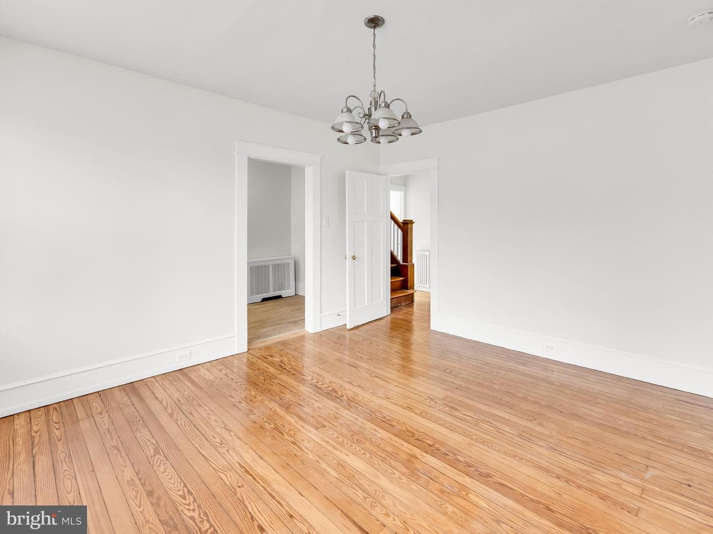 368 Fairview Avenue photo 8