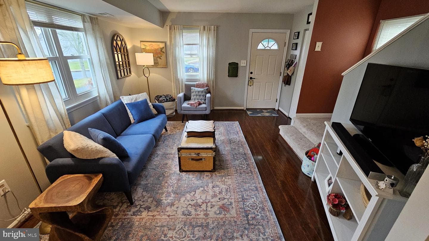 118 Stephanie Lane photo 6