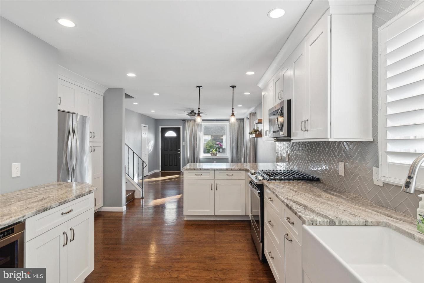 1016 Garfield Avenue photo 3