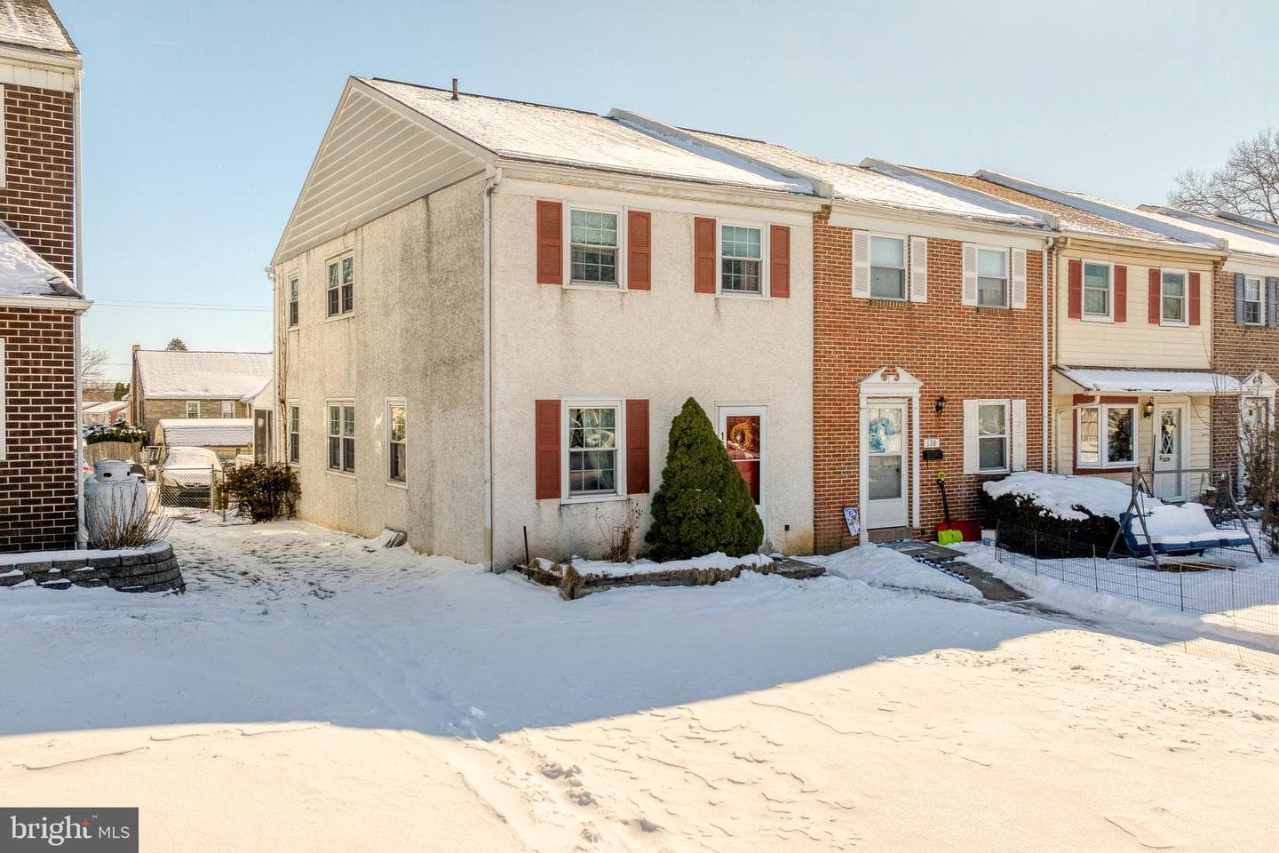 136 Jay Street photo 2