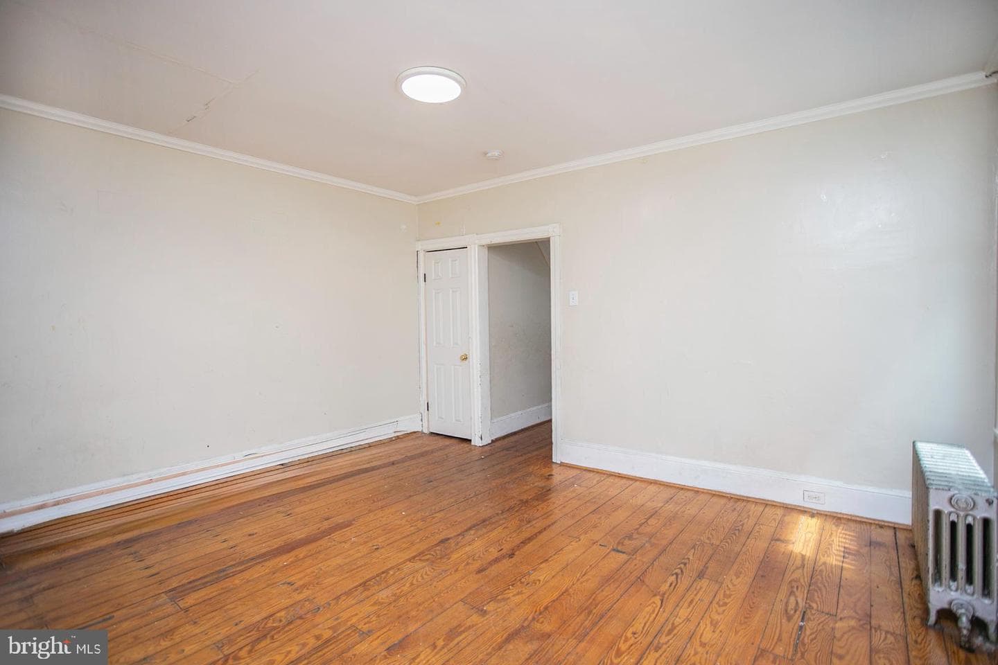 218 E Marshall Street photo 6