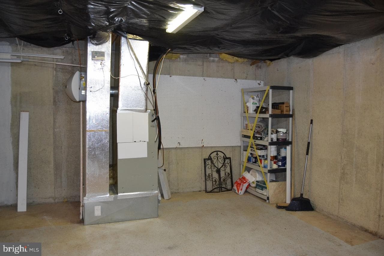 75 Brookside Court photo 28
