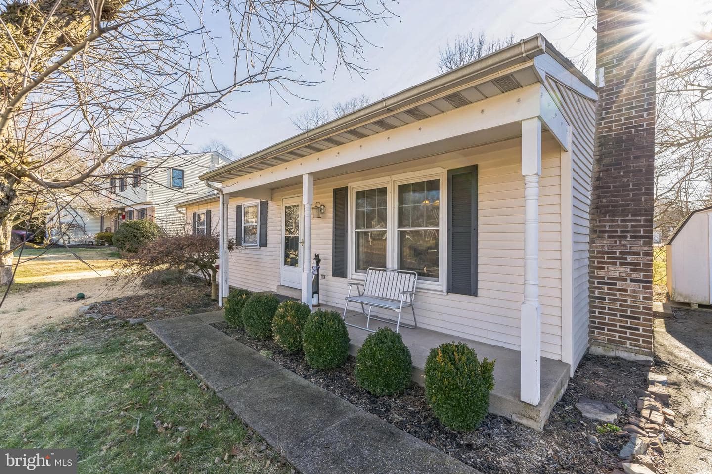 537 Pioneer Circle photo 2