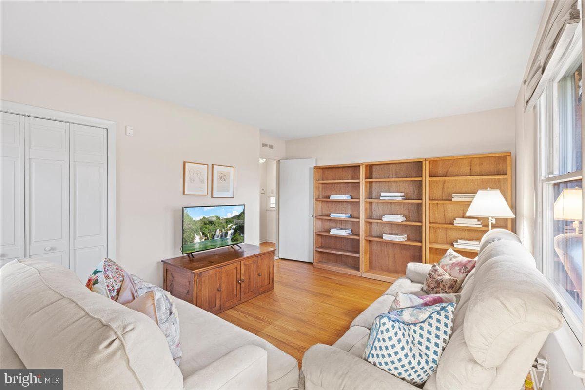 306 Garden Road photo 17