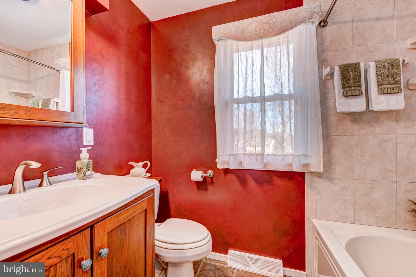 517 Manor House Lane photo 21
