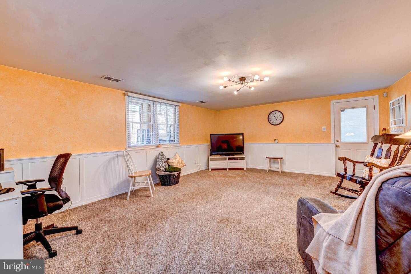 517 Manor House Lane photo 33