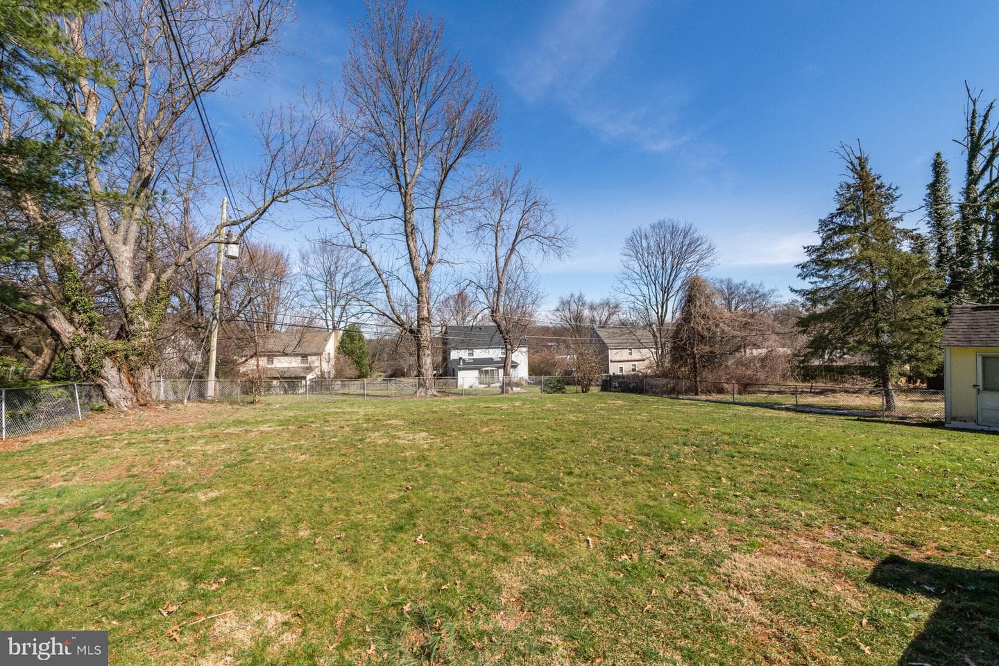 517 Manor House Lane photo 44