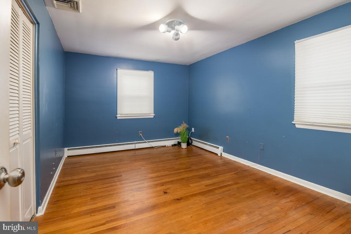604 Oak Street photo 14
